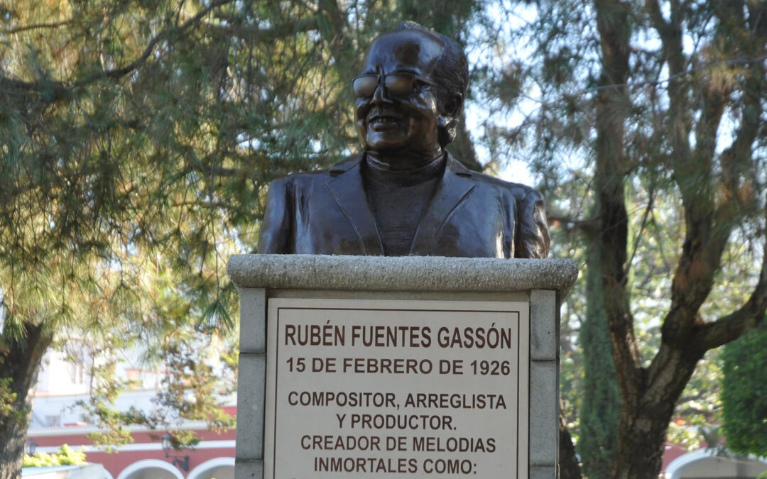 Rubén Fuentes, mariachi y compositor jalisciense
